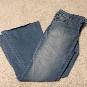 American Eagle flare jeans - size 14